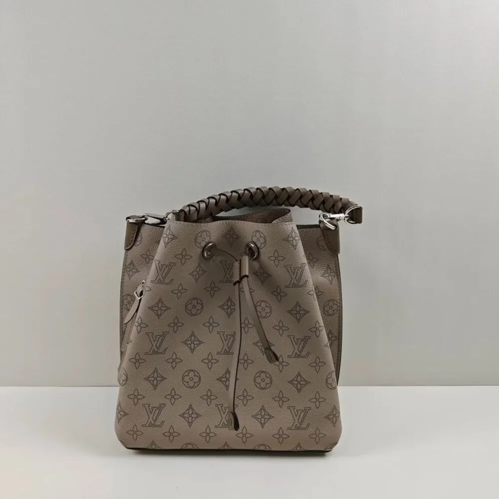 Louis Vuitton Women Pre-Loved Bag Brand New Condition